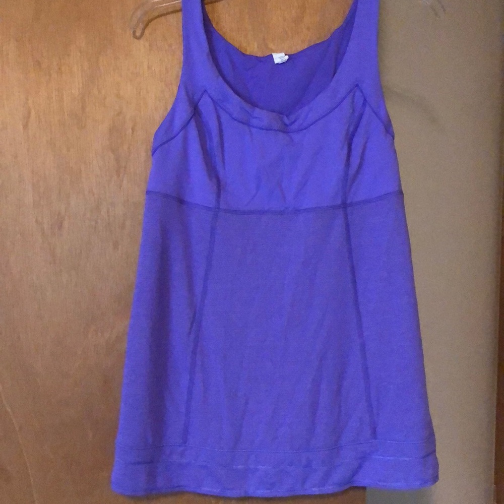 Lululemon tank